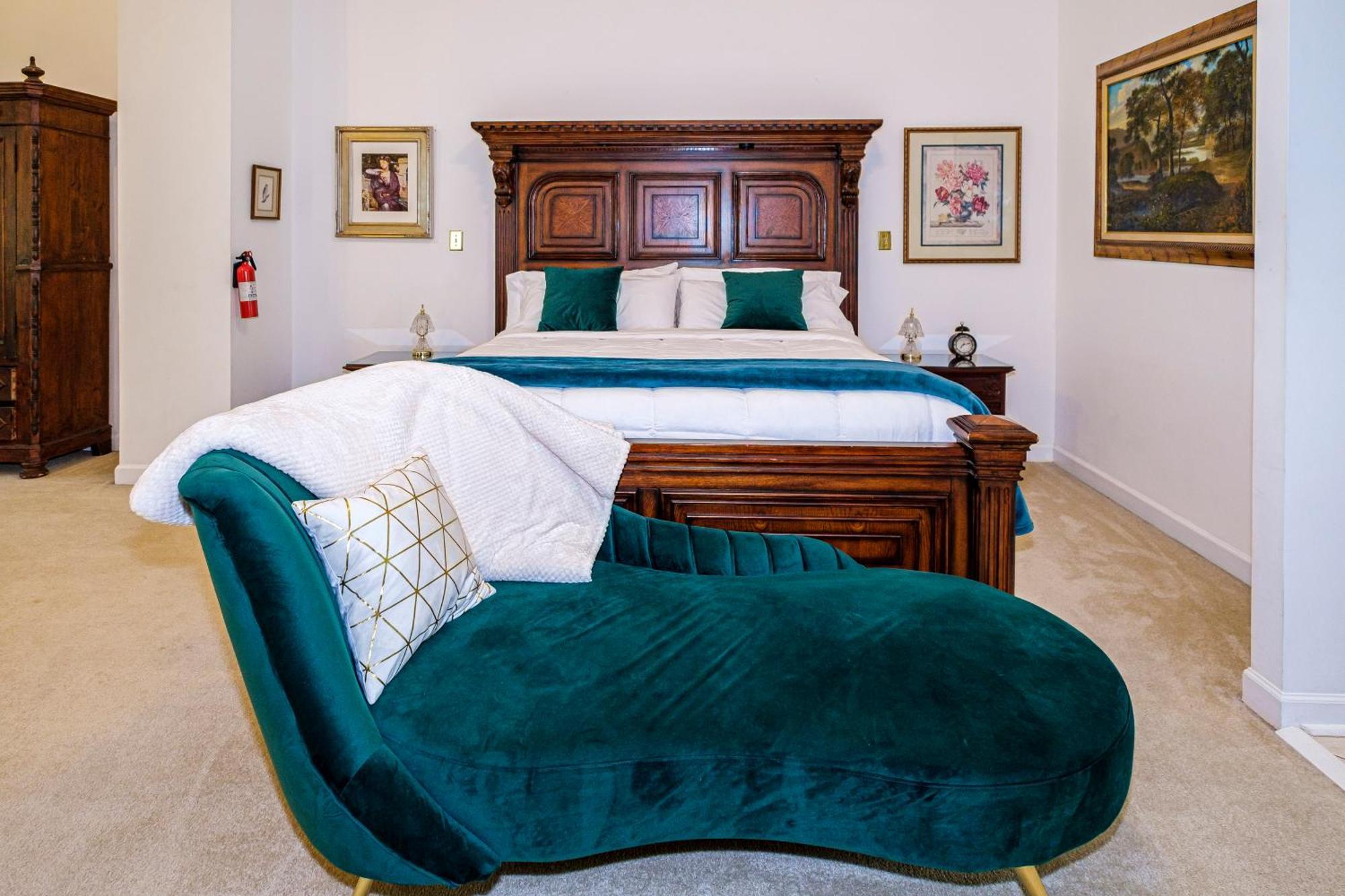 Stone Manor Boutique Inn Britain 외부 사진