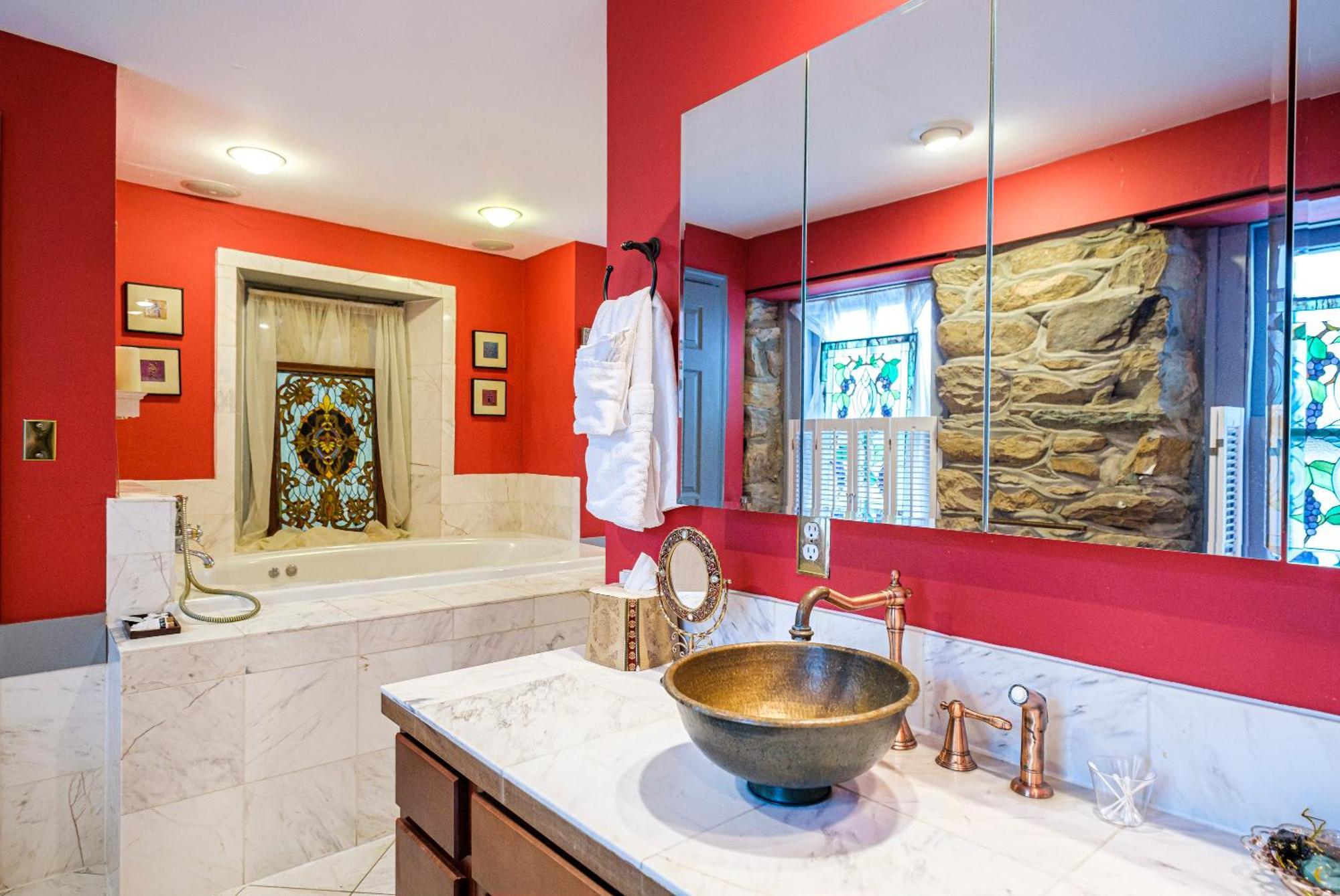 Stone Manor Boutique Inn Britain 외부 사진