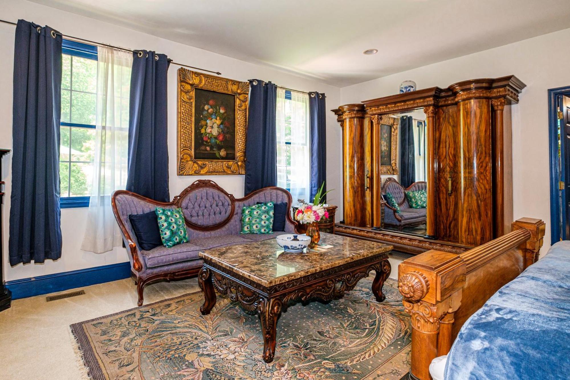 Stone Manor Boutique Inn Britain 외부 사진